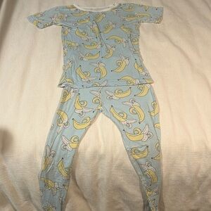 Little Sleepies short sleeved pajama set, size 4T